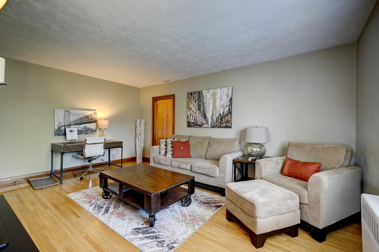 Apartamento Parkside House Barrie Exterior foto
