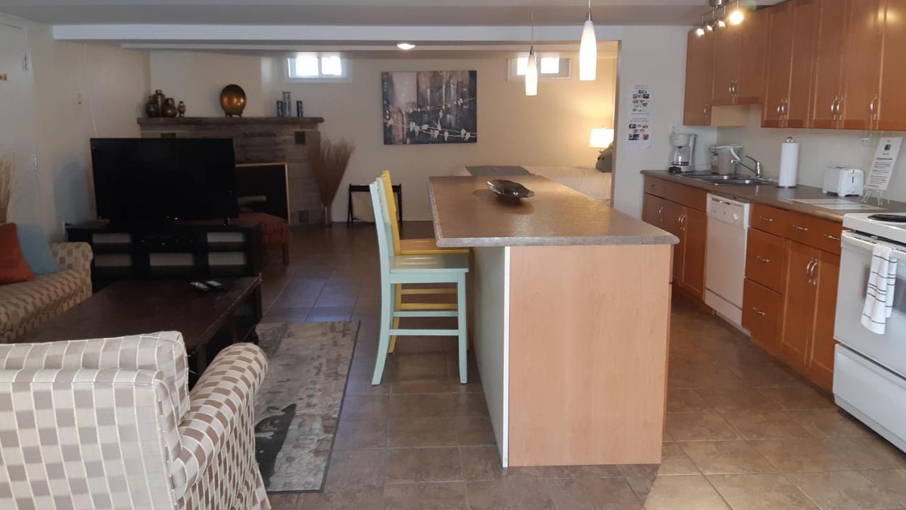 Apartamento Parkside House Barrie Exterior foto