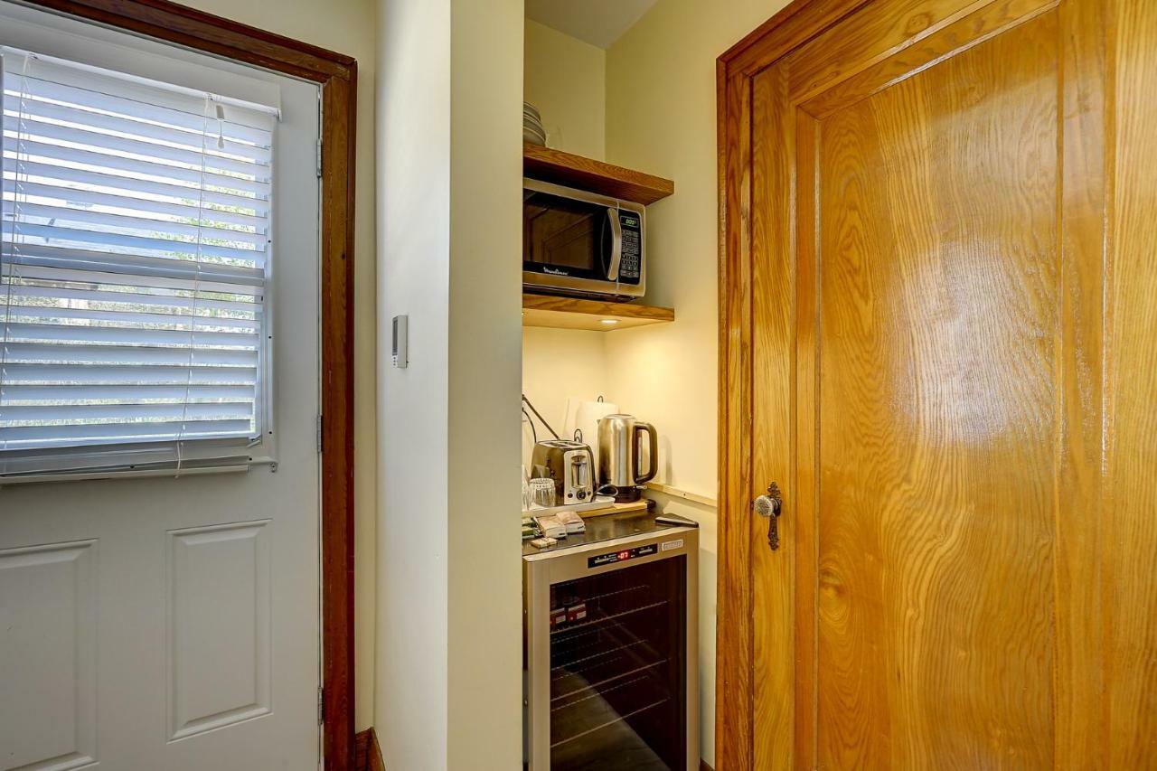 Apartamento Parkside House Barrie Exterior foto